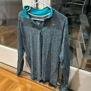 nike running 1/4 zip. Womens XL. Teal